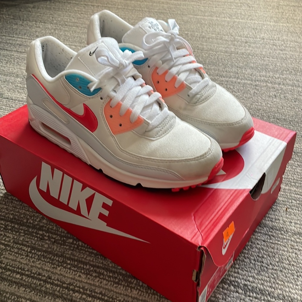 Nike Air Max 90